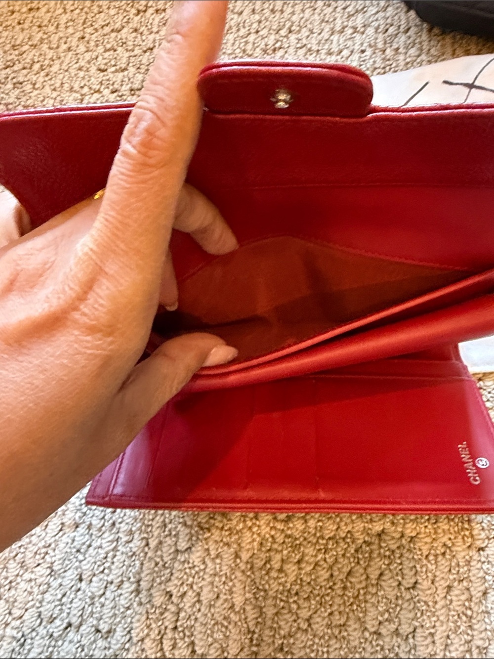 CHANEL Burgundy Quilted Caviar Leather Wallet with Gold CC - Picture 6 of 8